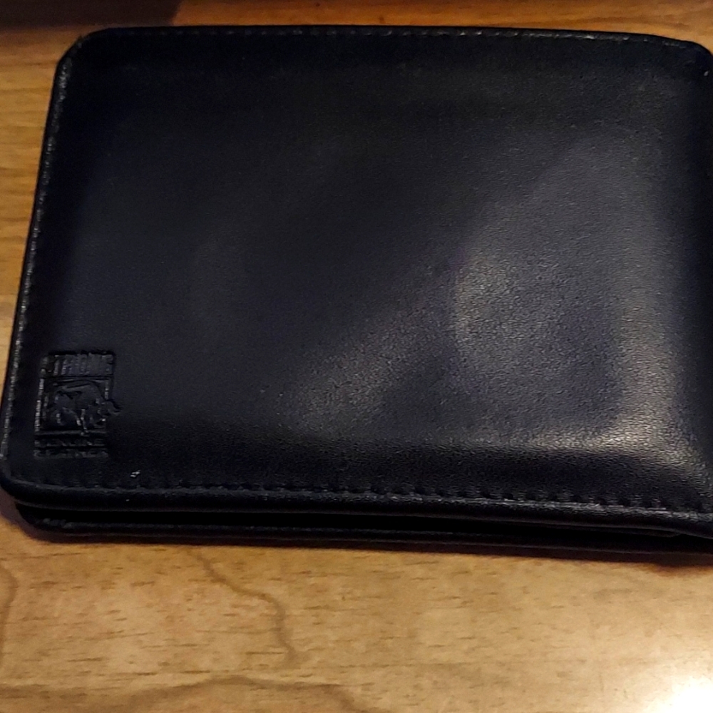 Leather badge wallet